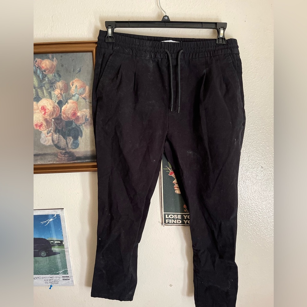 Black sweatpants